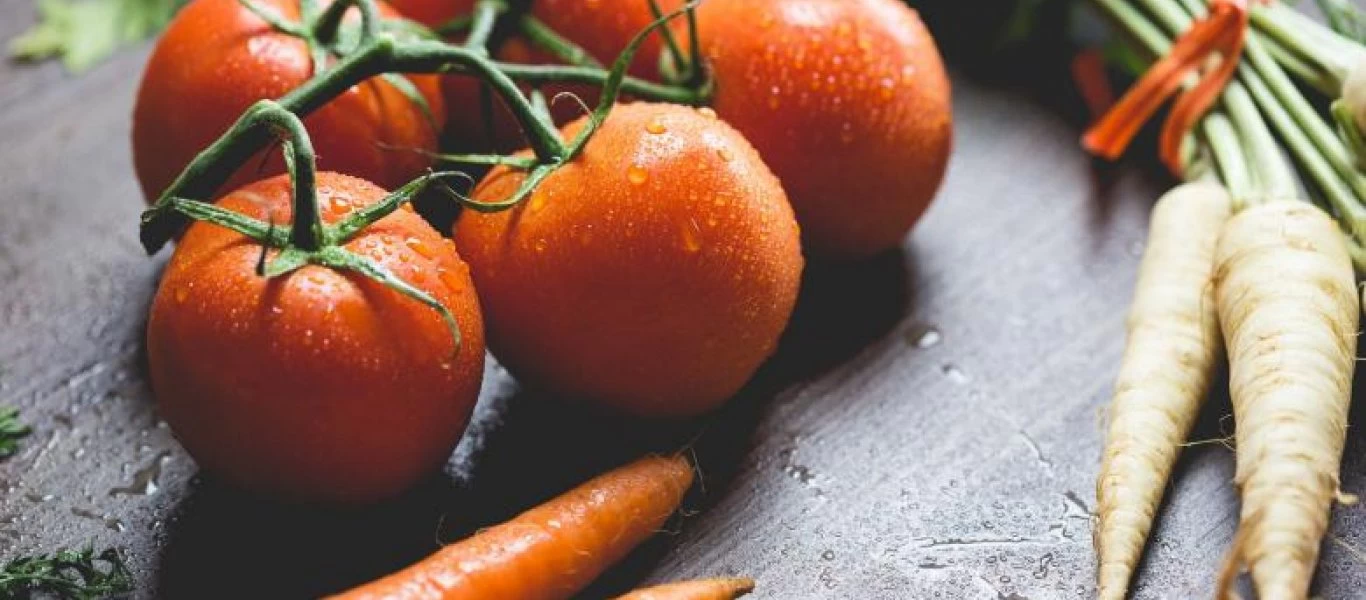 Σχεδόν 1 δισ. τόνοι τροφίμων σπαταλούνται ετησίως σύμφωνα με τον ΟΗΕ